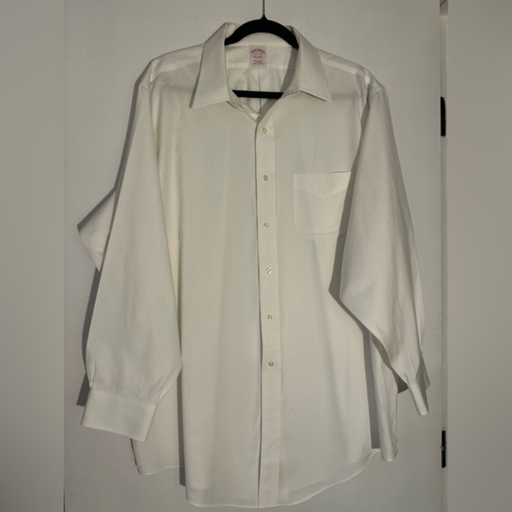 Brooks Brothers White Dress Shirt Classic Long-Sleeve